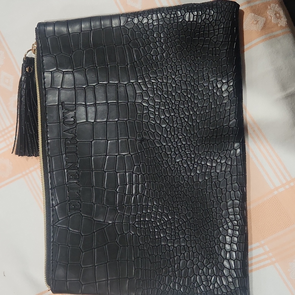 Black ellen tracy crocodile clutch